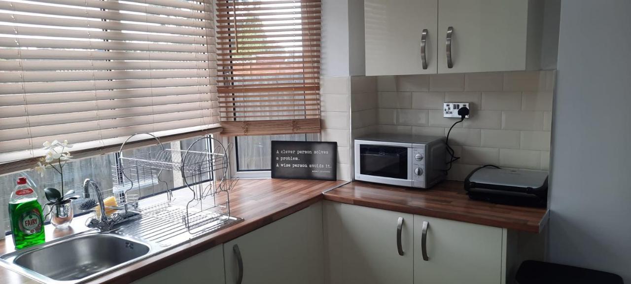 Stylish And Homey 3 Bedroom House With Free Parking & Wi-Fi Minworth Exteriér fotografie