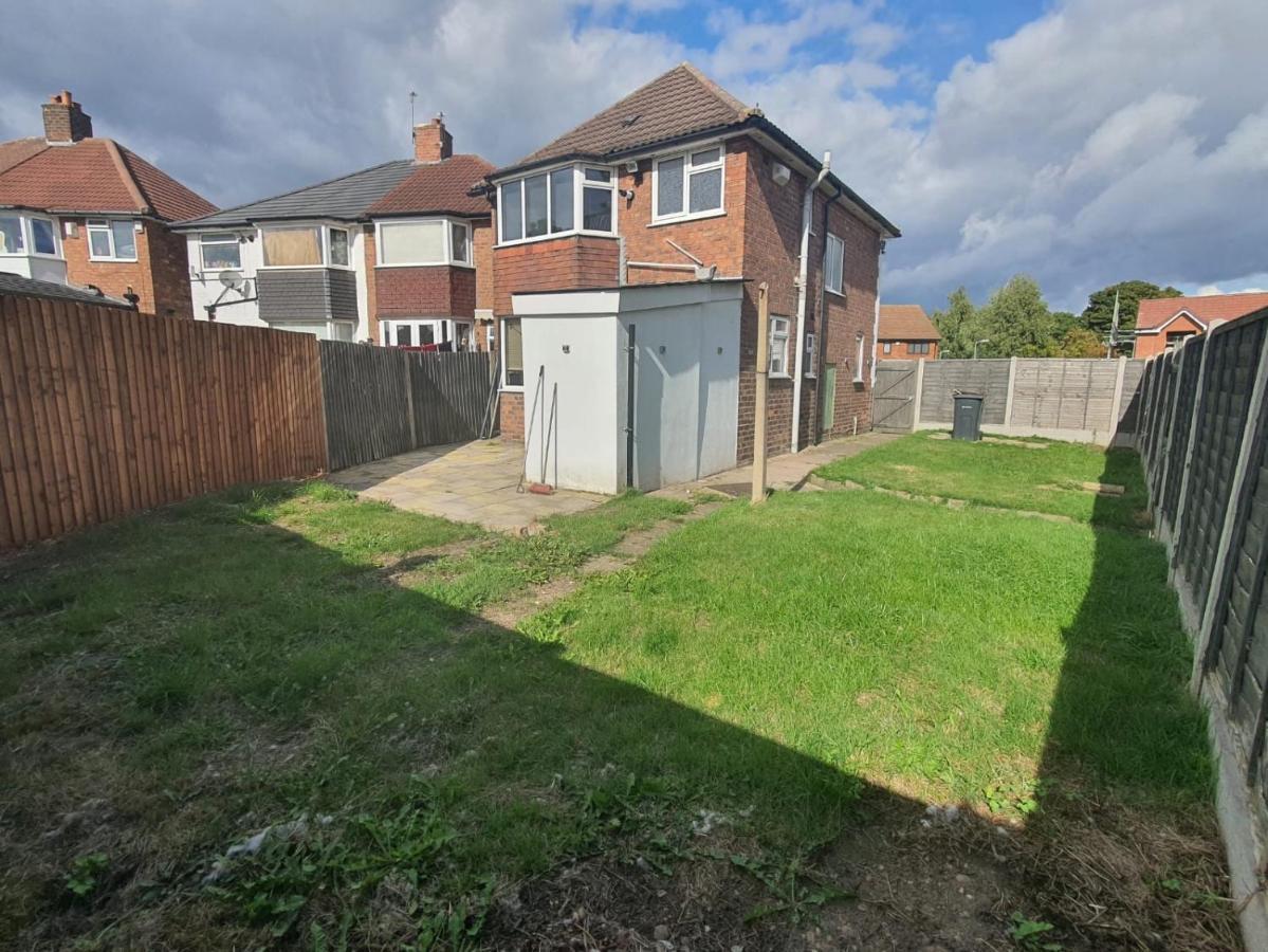 Stylish And Homey 3 Bedroom House With Free Parking & Wi-Fi Minworth Exteriér fotografie