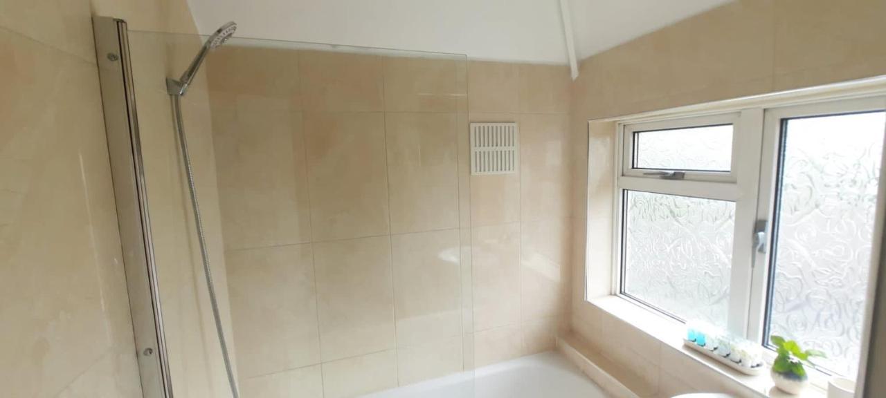 Stylish And Homey 3 Bedroom House With Free Parking & Wi-Fi Minworth Exteriér fotografie
