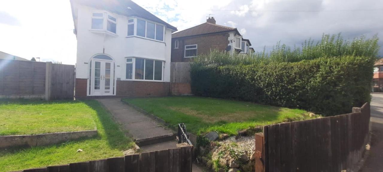 Stylish And Homey 3 Bedroom House With Free Parking & Wi-Fi Minworth Exteriér fotografie